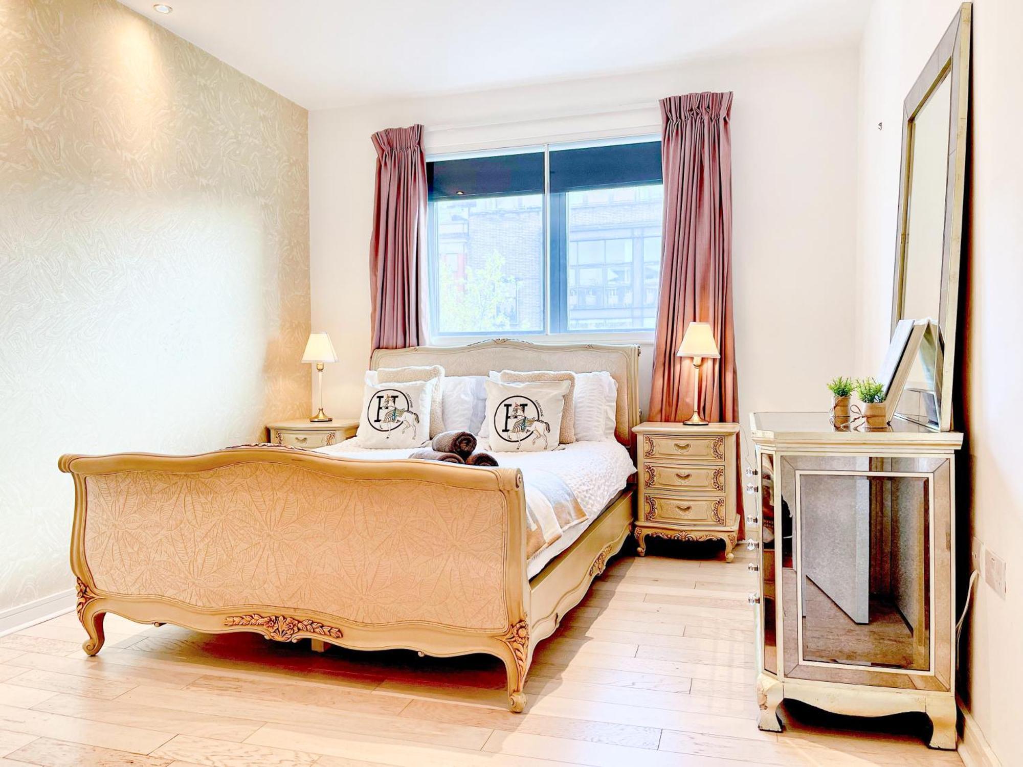 Ample 3-bedroom Flat With Lift In Kings Cross, Islington